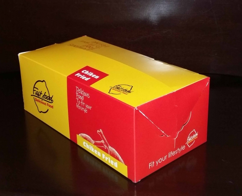 جعبه سوخاری با طرح عمومی و تم قرمز و زرد بسیار زیبا و شیک از نمای جلو ،تولید دارچین پک